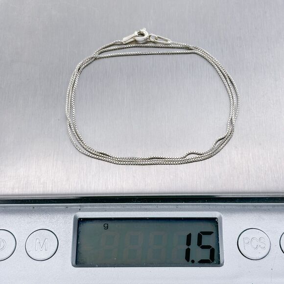 Vintage Italy Sterling Silver 925 0.8mm Box Chain Necklace 18" - Picture 3 of 3